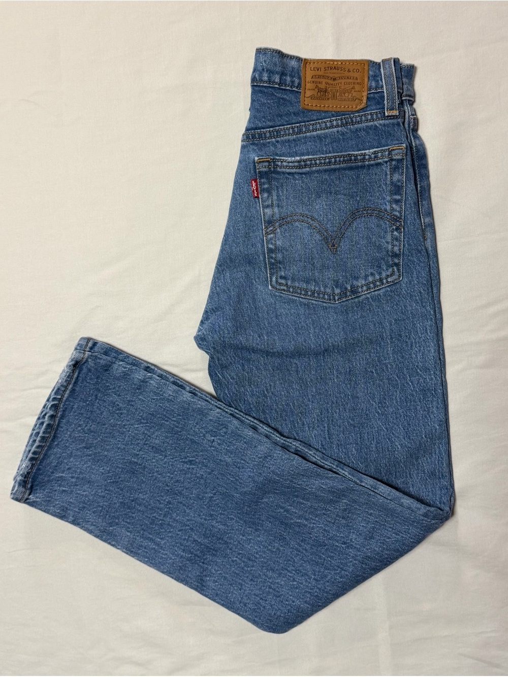 Levi's Premium Wedgie Straight Jeans High Rise Medium Wash Size 24